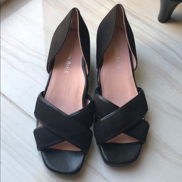 Tanya Rose flats 36 - Picture 1 of 5